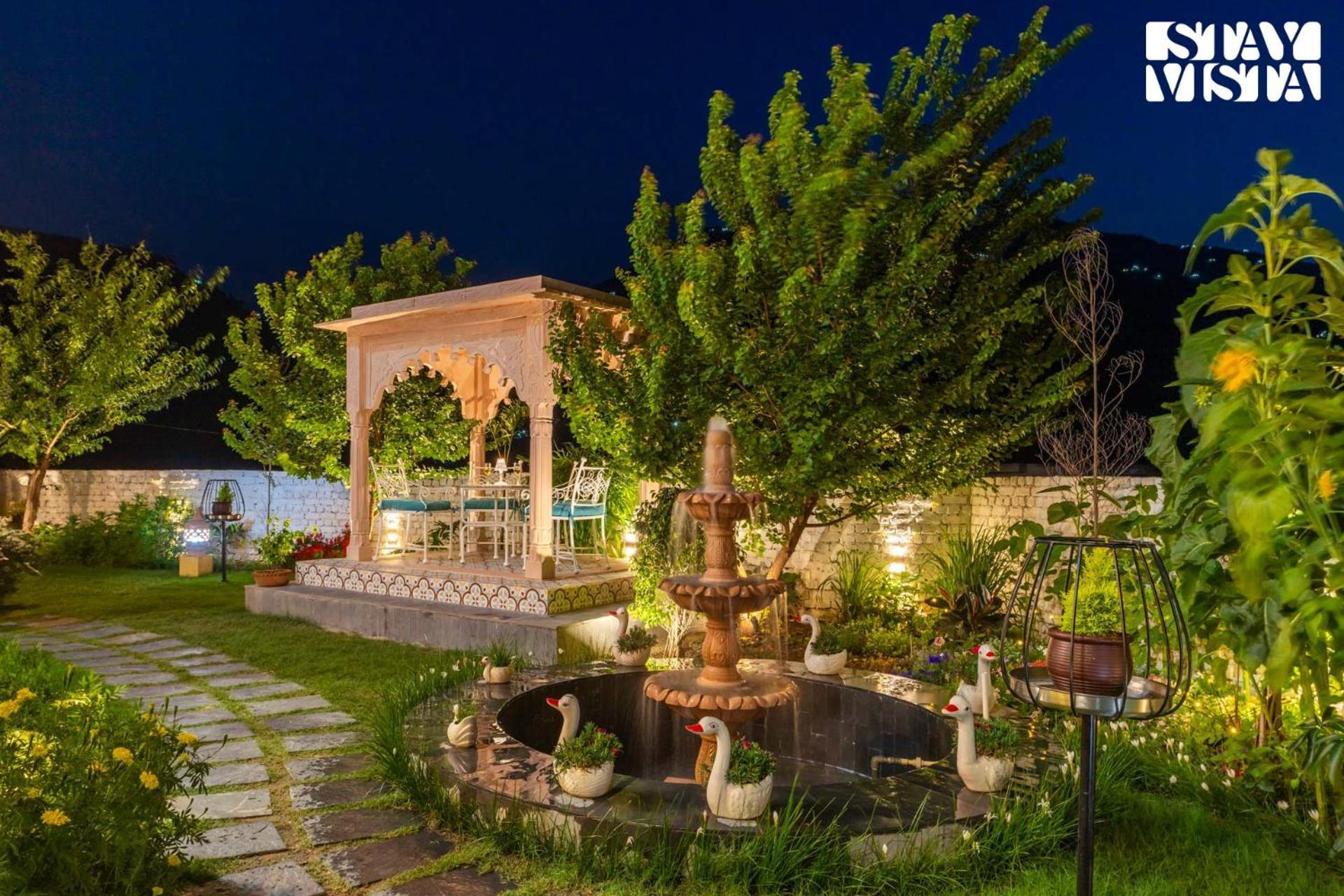 Stayvista At The Oakridge 4 Bhk Villa In Dharamshala With Jacuzzi & Balcony Chamba  Dış mekan fotoğraf
