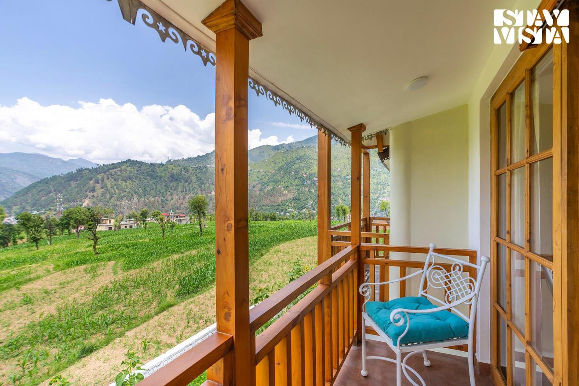 Stayvista At The Oakridge 4 Bhk Villa In Dharamshala With Jacuzzi & Balcony Chamba  Dış mekan fotoğraf