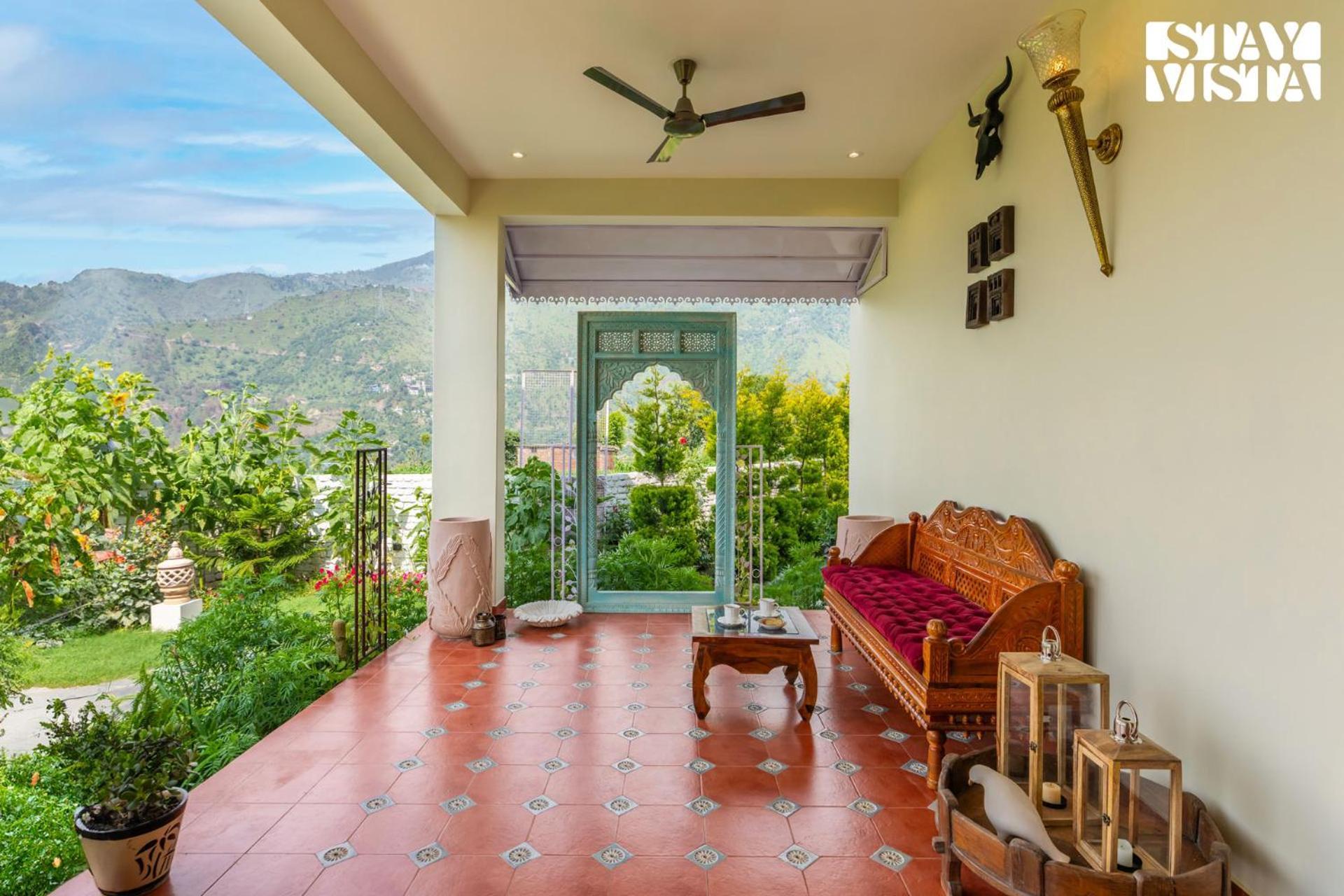 Stayvista At The Oakridge 4 Bhk Villa In Dharamshala With Jacuzzi & Balcony Chamba  Dış mekan fotoğraf