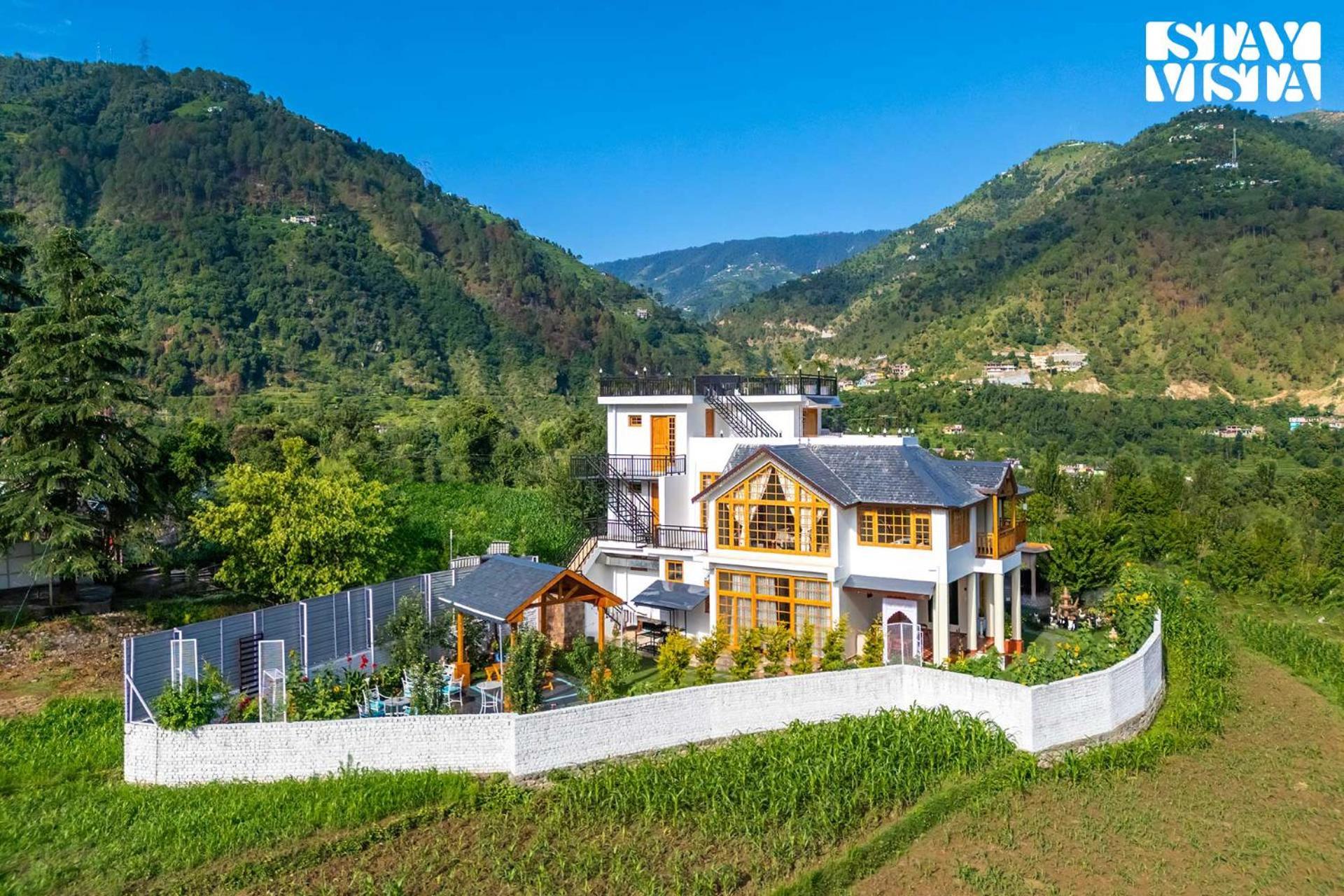 Stayvista At The Oakridge 4 Bhk Villa In Dharamshala With Jacuzzi & Balcony Chamba  Dış mekan fotoğraf